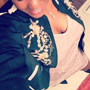 F21 Velvet Dress 👗